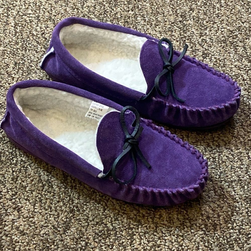 Leather Suede Sherpa Lining Women’s Slippers 🥿 Size 7